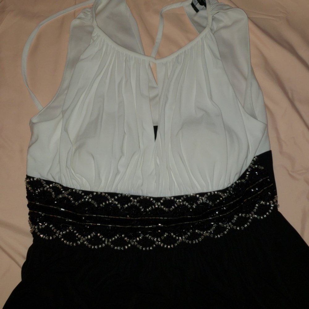 a black and white dress